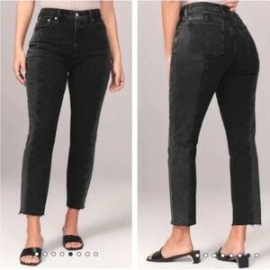 ABERCROMBIE The Mom High Rise Curve Love Two Tone Washed Black Jeans 28/6